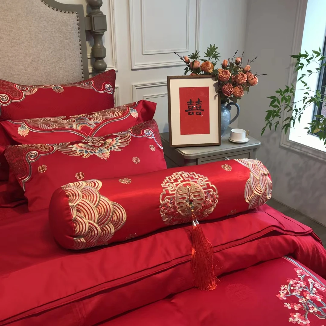 听主播介绍 无需备注婚庆 高端绣花。四件套