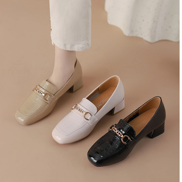 【品牌力荐】春秋复古方头漆皮舒适柔软软底软面时尚百搭小单鞋2050