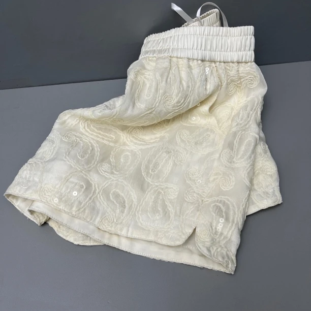 夏季时尚冰丝网纱面亮片薄款短裤女士百搭松紧腰宽松显瘦休闲热裤