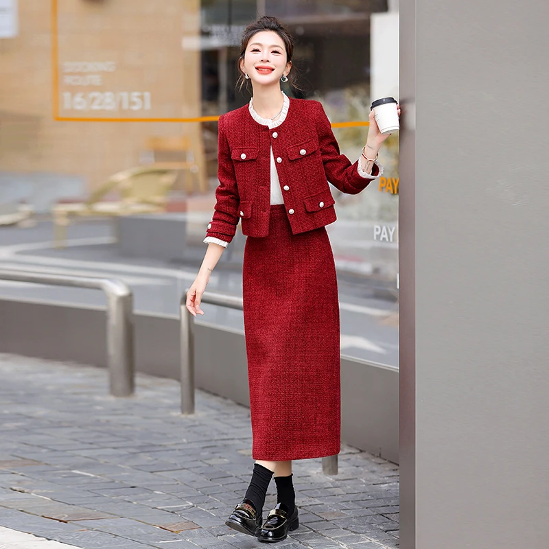 订婚红色喜婆婆婚宴小香风套装连衣裙2025新款春秋季妈妈结婚礼服