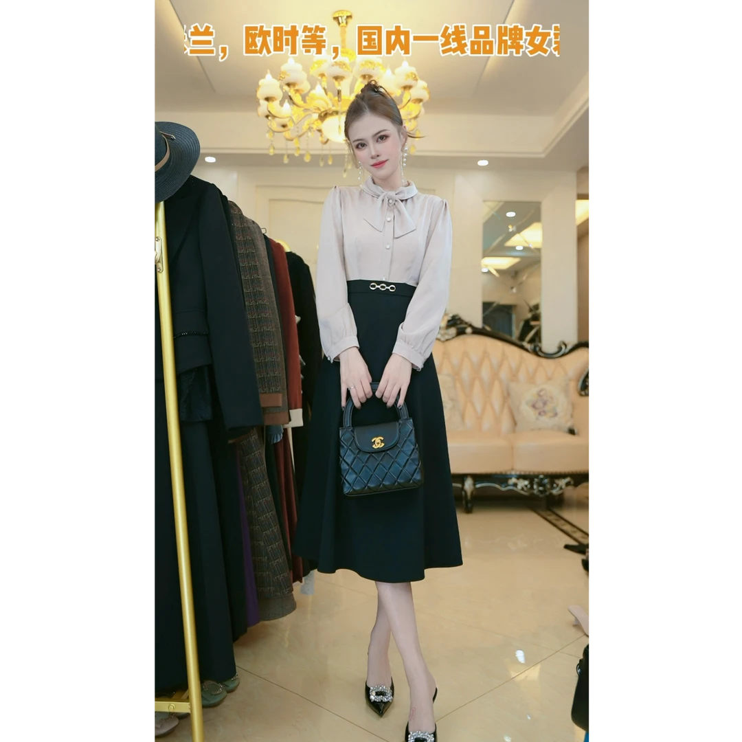 梦想服饰2024新款大码连衣裙显瘦显气质通勤极简风版1023