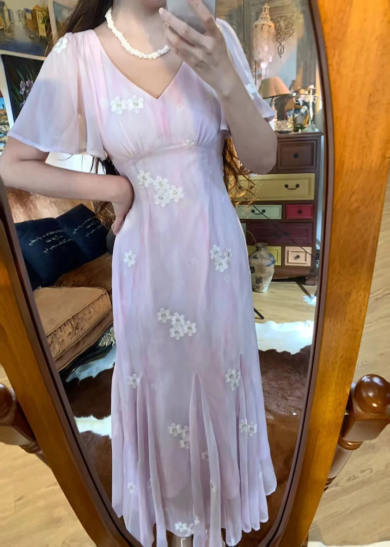 清仓《莓子与桃》夏季法式花朵刺绣粉紫色水波纹印花收腰连衣裙J90