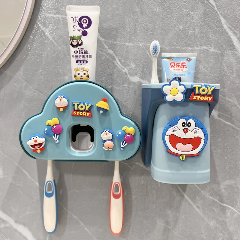 高颜值叮当猫牙刷置物架卡通儿童全自动挤牙膏神器漱口杯壁挂式男