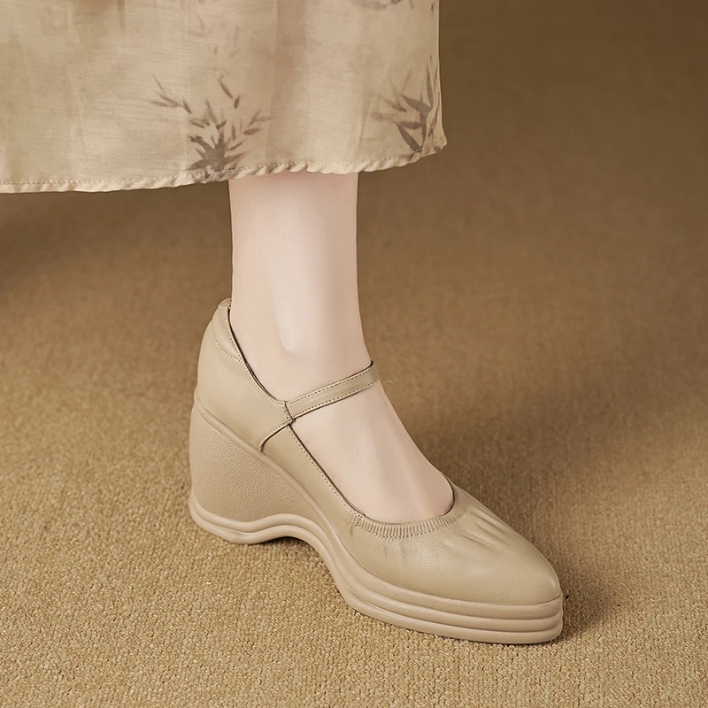 坡跟单鞋女舒适秋季真皮欧若风高跟鞋一字扣带玛丽珍小皮鞋子真皮