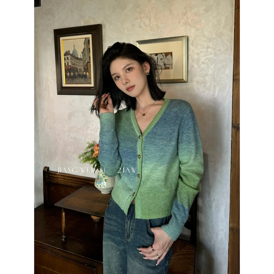 UKILAU巴黎画廊 油画风艺术感渐染秋季气质毛衣开衫