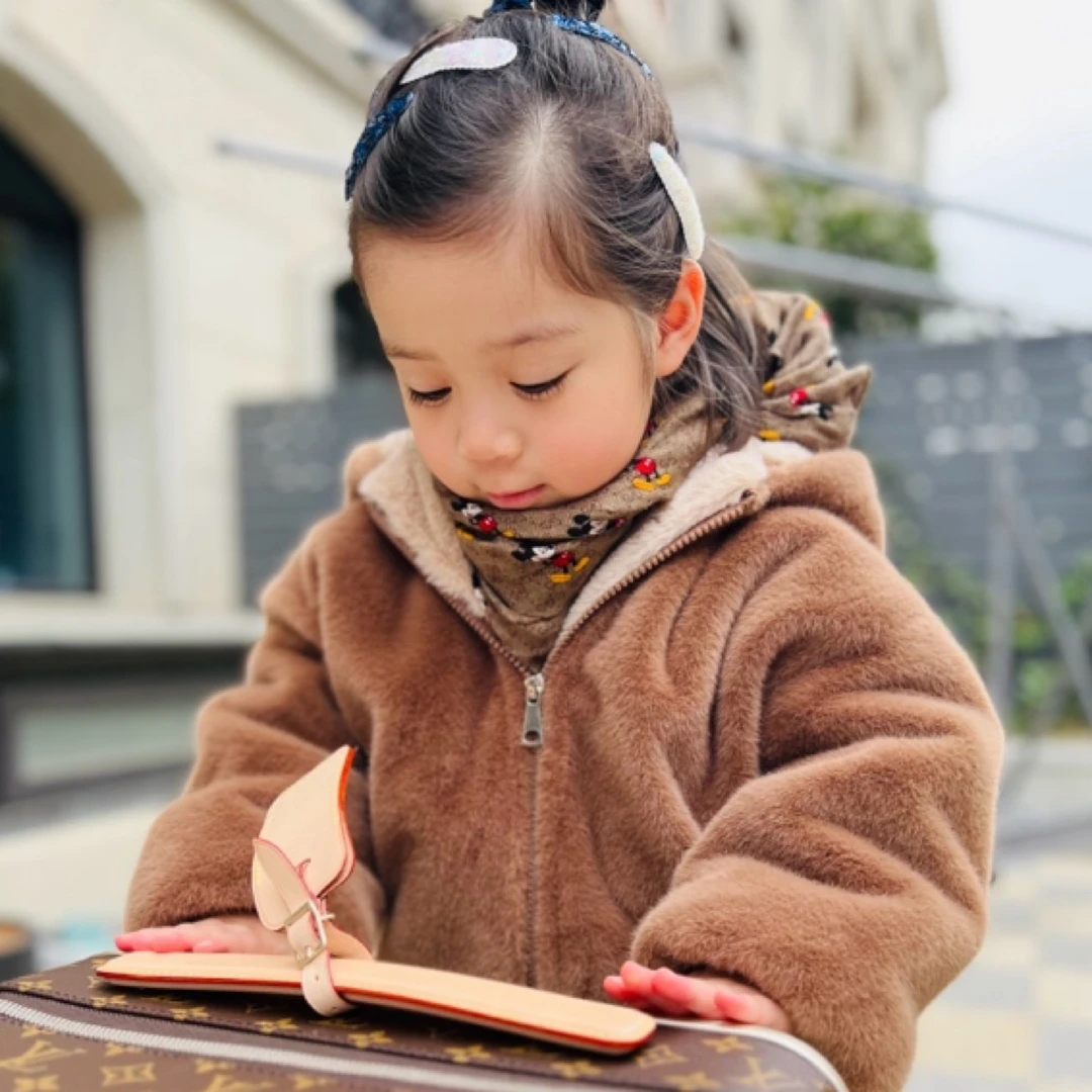 nonogo*专柜高品tu毛加厚外套/男女宝同款/年款粉丝福利