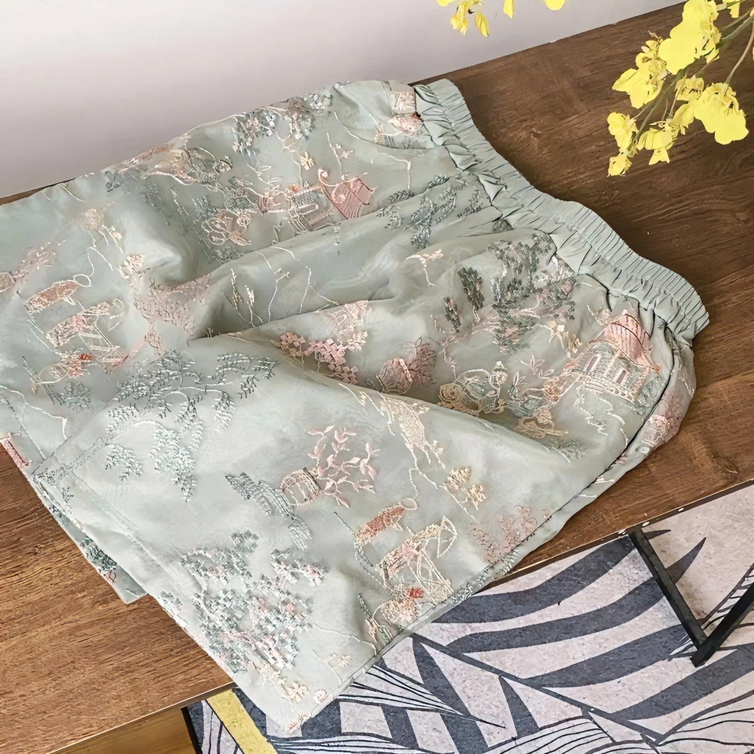 【新中式·特价清】亭台楼阁~国风刺绣宽松短裤 复古重工女短裤