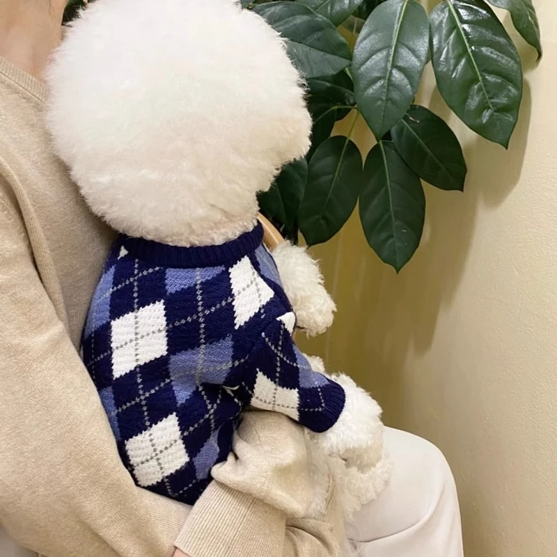 暖冬小狗狗撞色菱格毛衣服秋冬款雪纳瑞博美小型幼犬比熊宠物泰迪