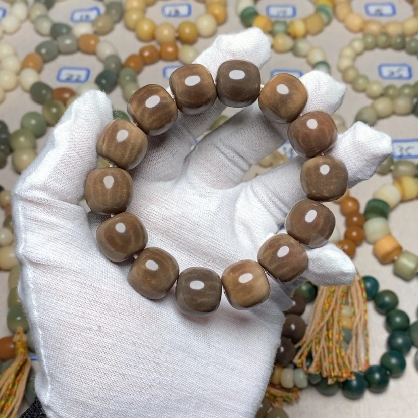 【闪购商品】菩提根/象牙果吊坠瑶*吖16巧克力喜欢瓜纹一条