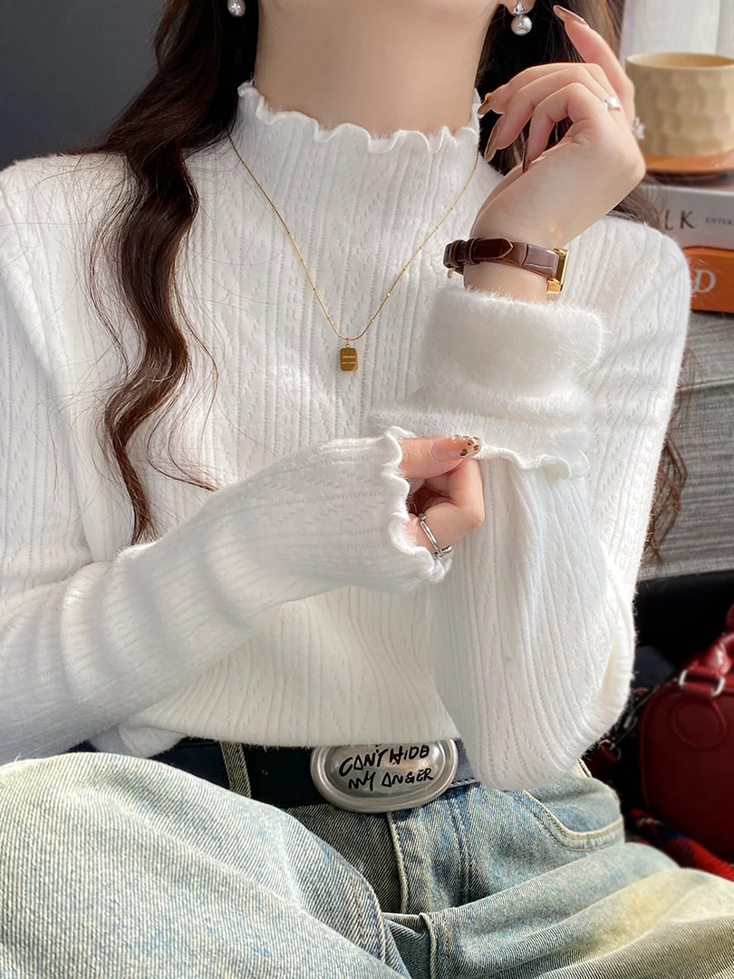 白色加绒毛衣女2024秋冬新款打底衫内搭加绒加厚高级感木耳边上衣