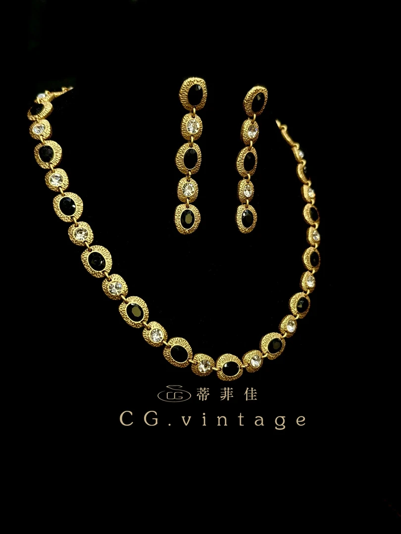 铜合金合成锆石项链 秋冬新款气质时尚复古简约金色vintage