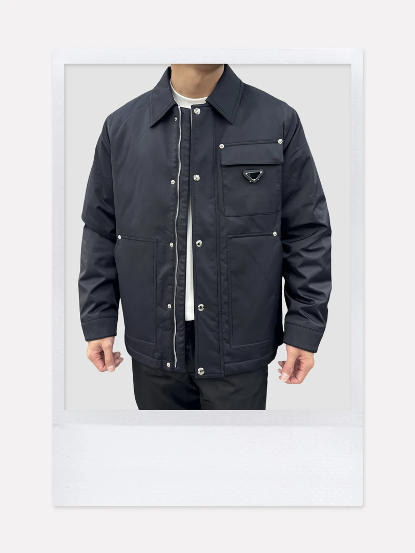 日常户外秋冬款夹克