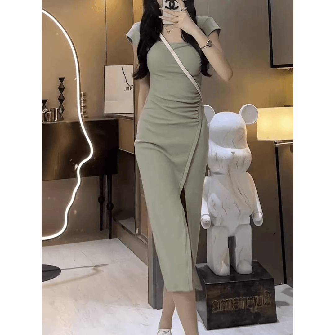 设计感收腰显瘦不规则褶皱连衣裙女夏季辣妹性感开叉包臀过膝长裙