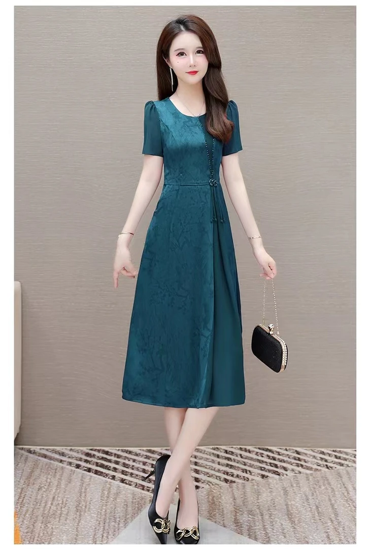 X737 气质女装连衣裙2024夏新款时尚轻奢洋气显瘦拼接流苏A字裙子