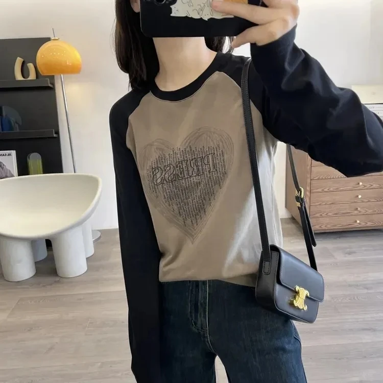爱心字母印花拼色长袖T恤女2025新款减龄小个子辣妹休闲韩版上衣