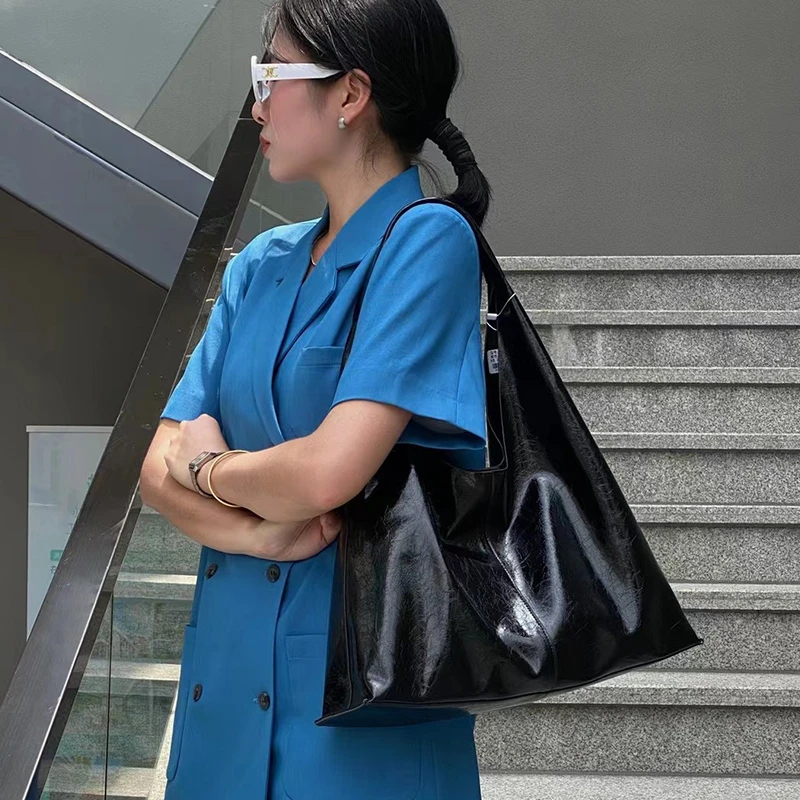 希哥家 新款时尚休闲百搭单肩设计感大容量牛皮托特包 8150