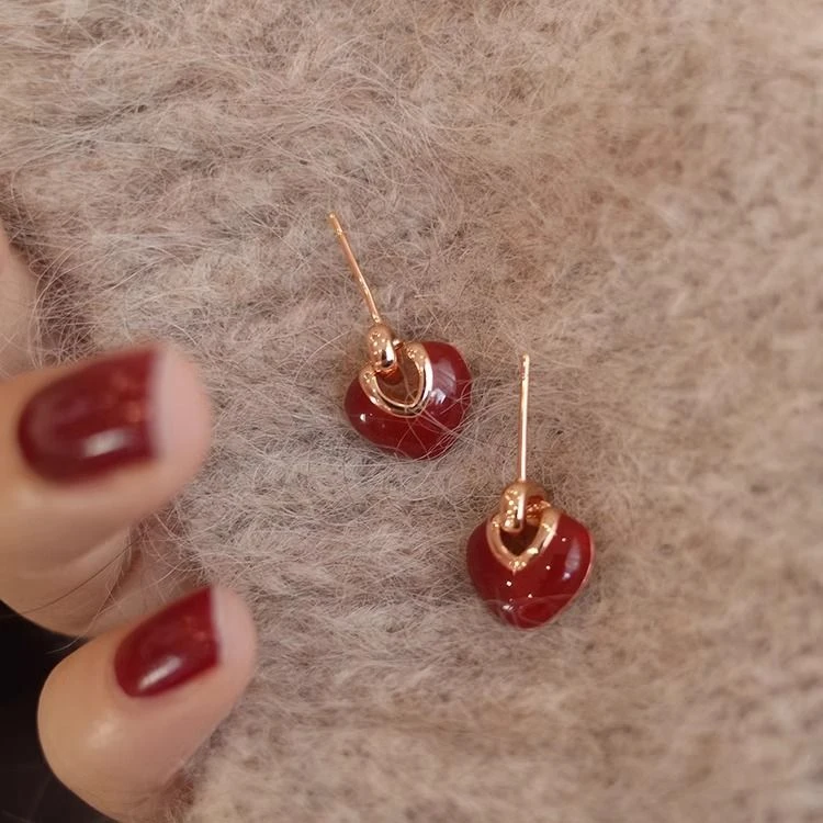 合金耳饰 耳夹耳钉无耳洞红色爱心耳环小众设计感高级复古耳饰