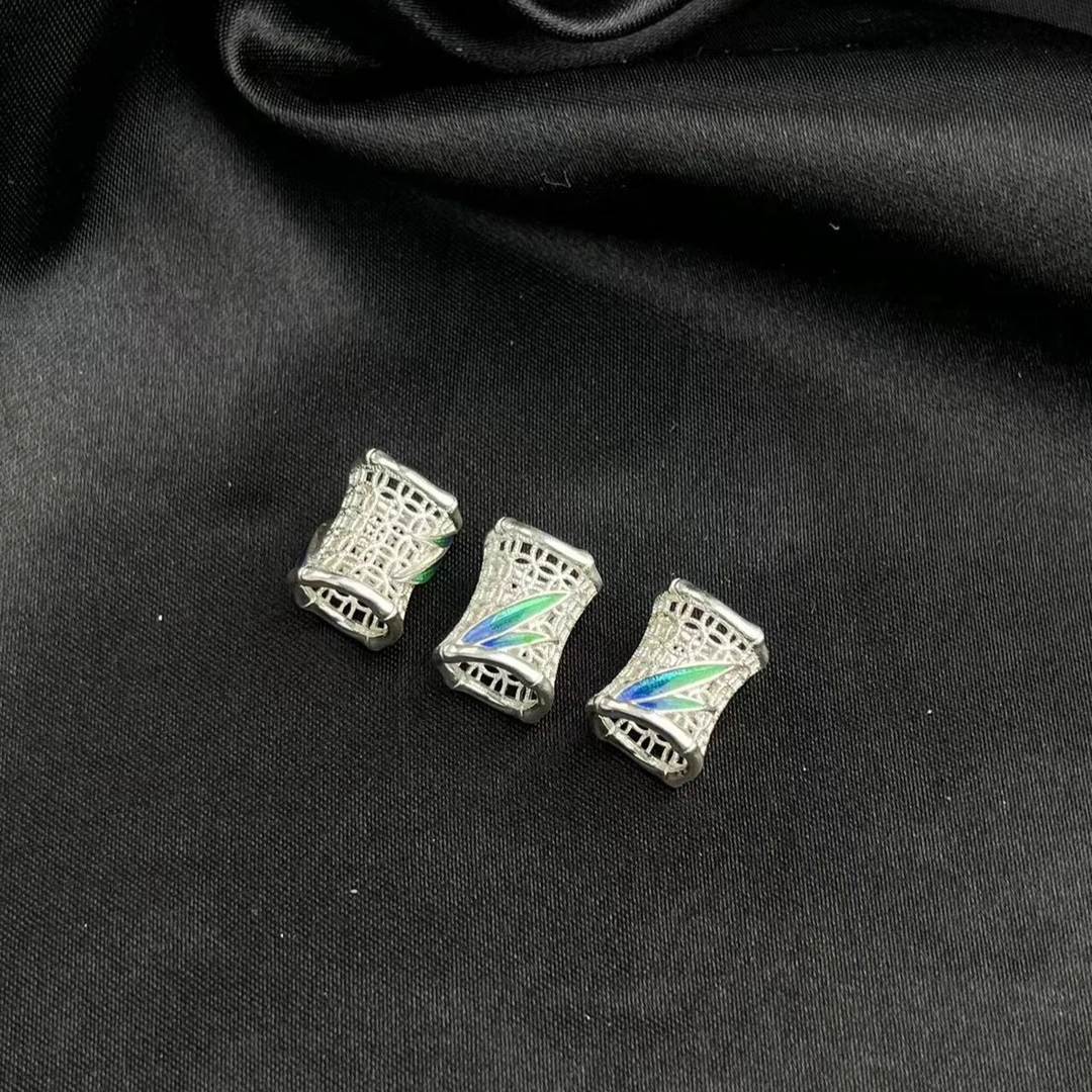 足银银制品 T1226-1980-67足银999吊坠（一件/多样性发/约9*7mm）E
