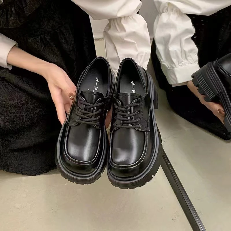 小敏家 2024年春季新款英伦风厚底增高系带百搭复古圆头乐福鞋