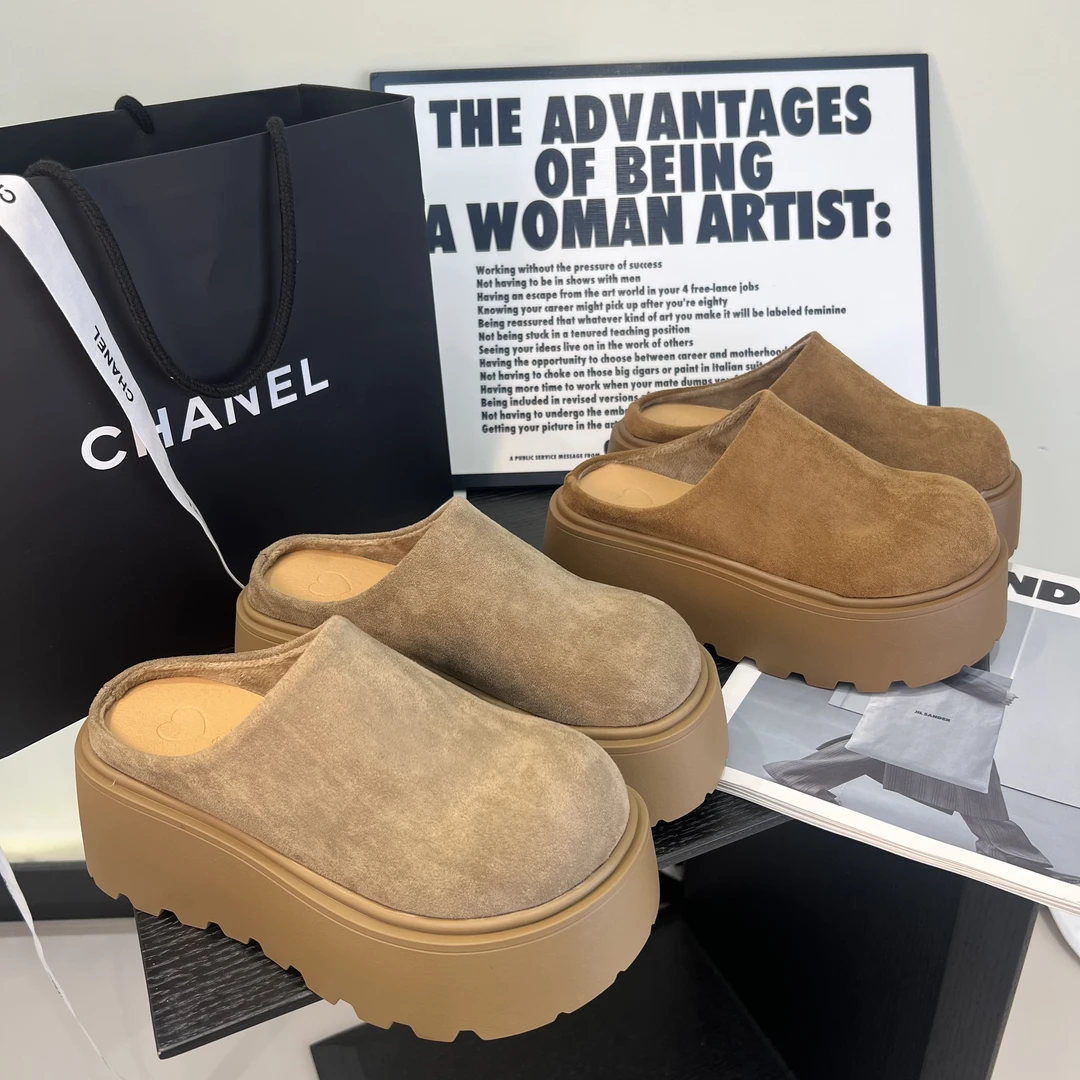 小敏家 清货~就几双 超火厚底包头拖鞋 7Cm超厚底勃肯拖鞋90169