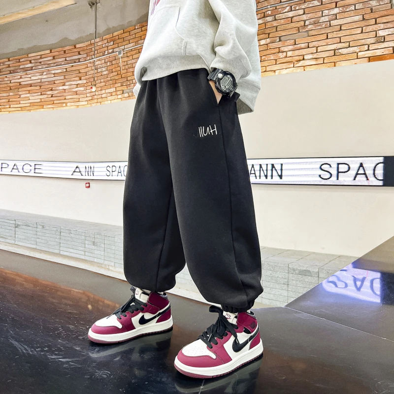 潮童秋冬款韩范加绒运动卫裤2024儿童男孩冬装宽松保暖裤子潮4976