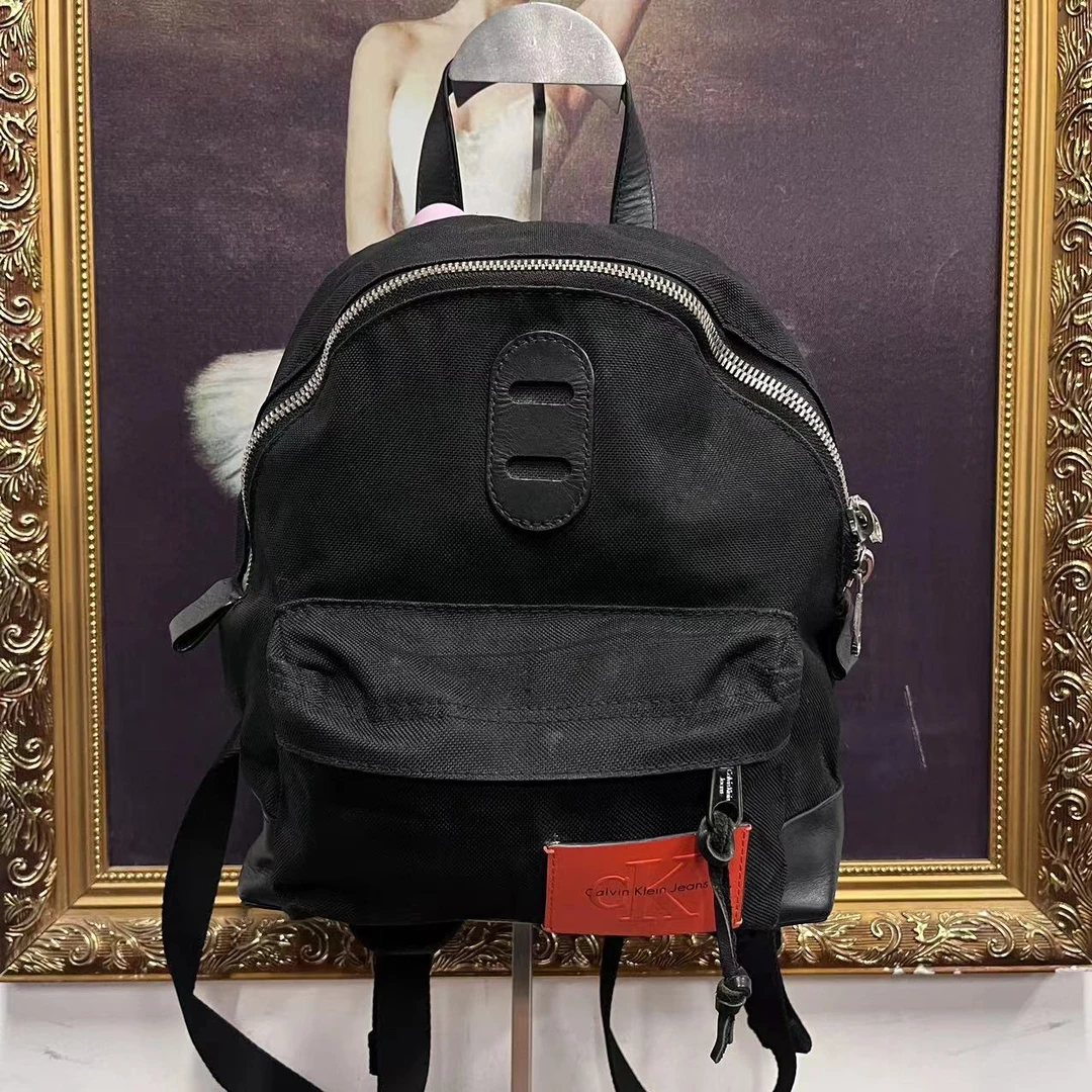 95新 其他 ck双肩包/83110