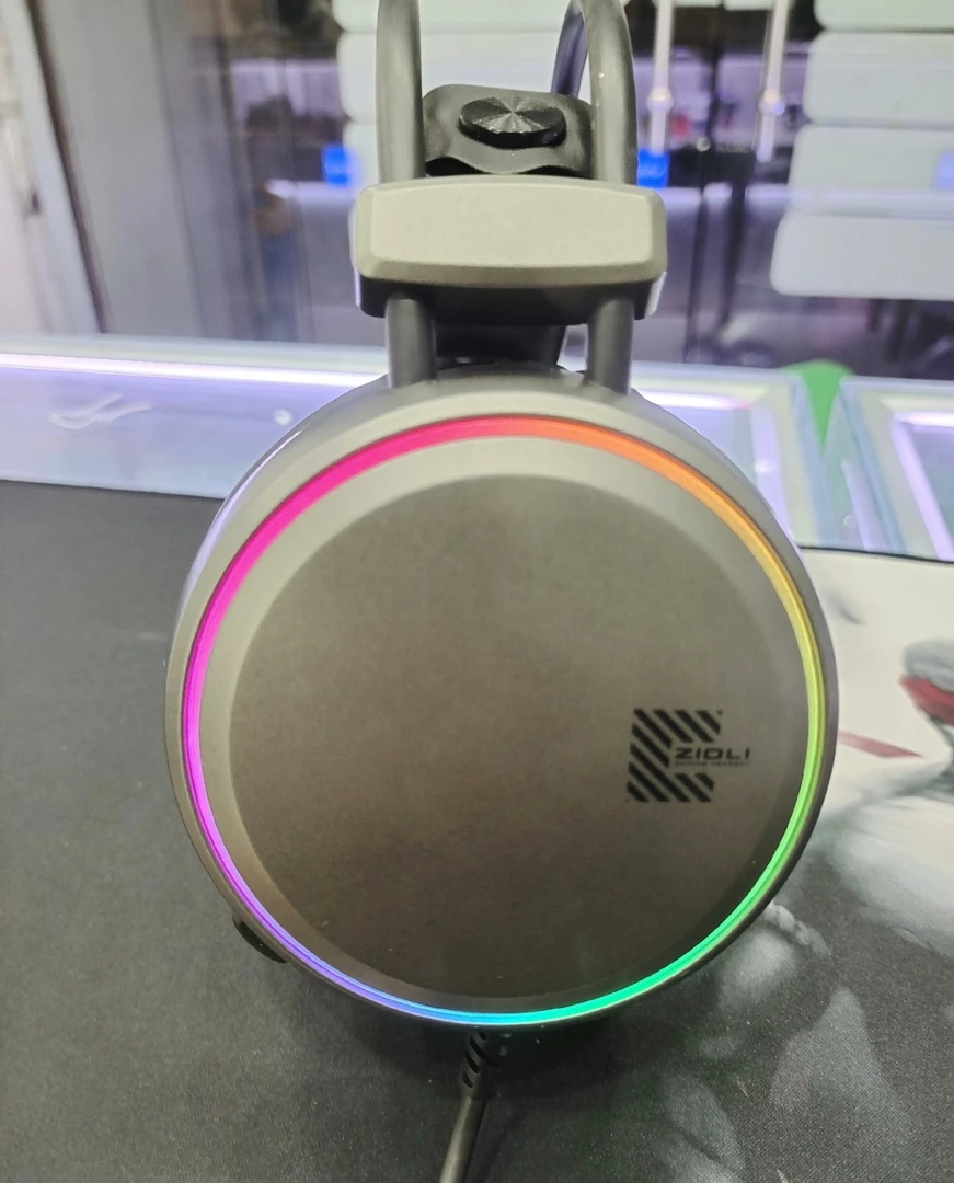 全新ZIDLI磁动力ZH8专业电竞游戏耳机7.1吃鸡cf绝地求生网吧耳麦