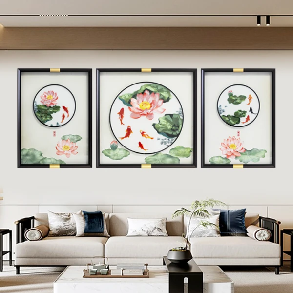 九鱼送福苏绣现代装饰画刺绣画轻奢三联山水画新中式设计实物