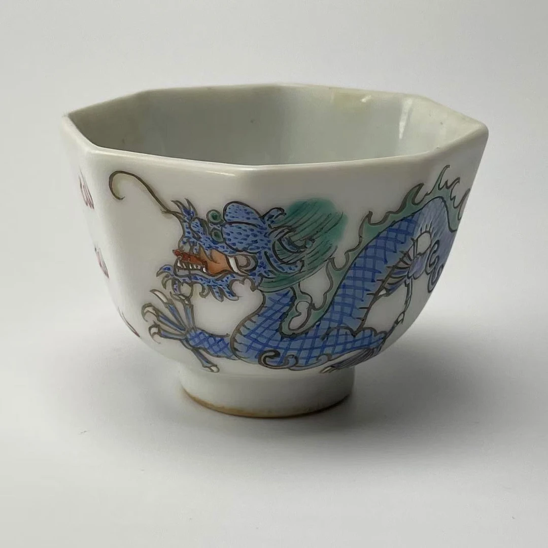 清同治蓝龙纹八方杯BY04X1017