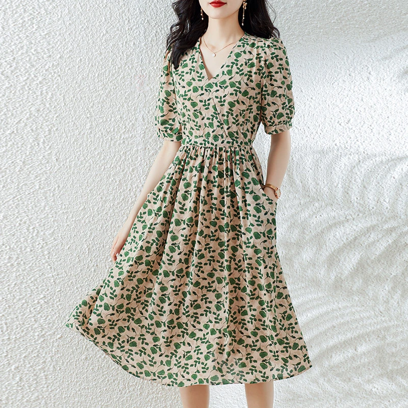 连衣裙女中长款气质显瘦2024新款时尚洋气收腰碎花裙子 J866