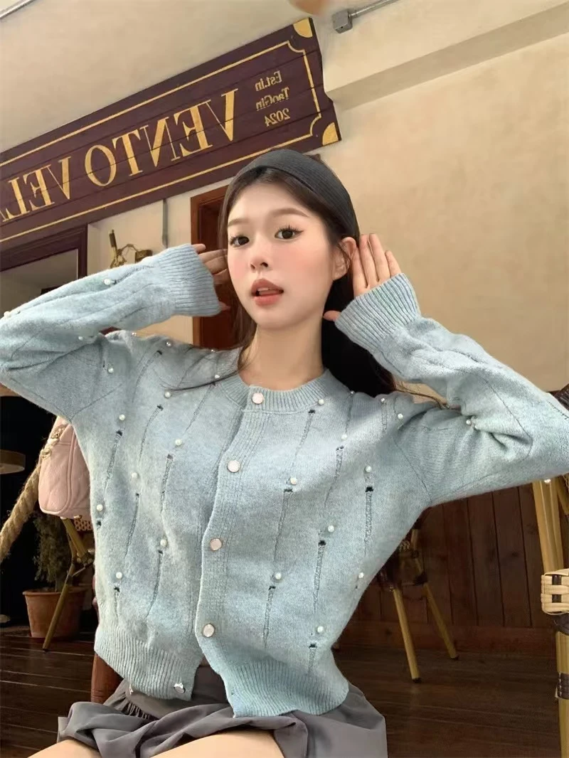 针织衫女2024秋季新款小香风钉珠长袖高级毛衣外套设计感小众上衣