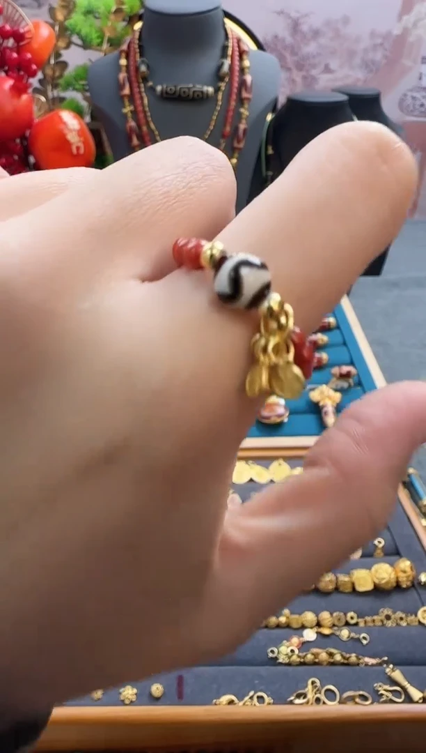 【闪购商品】玛瑙手饰银S925镶嵌牙牙