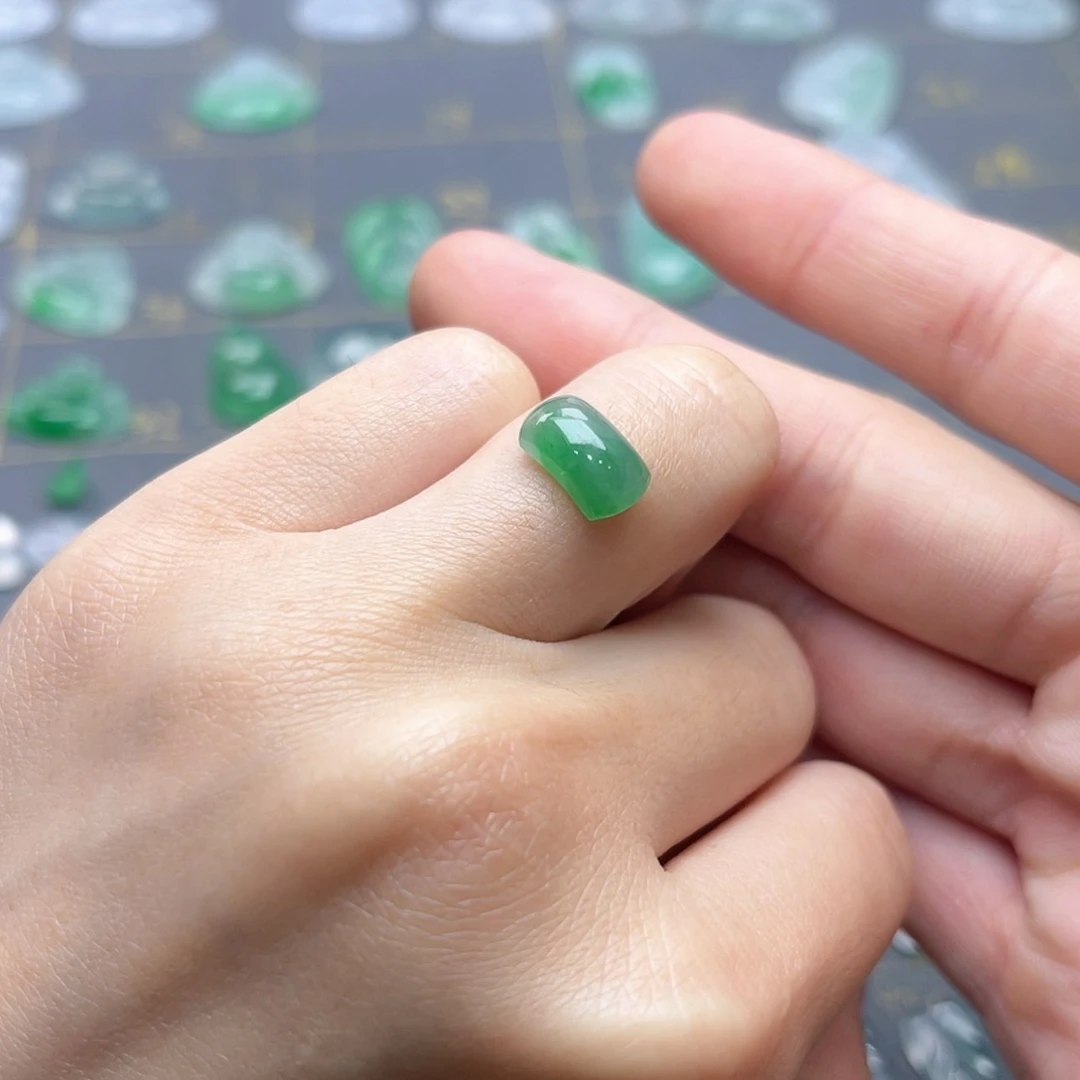 【闪购商品】定制翡翠未镶嵌