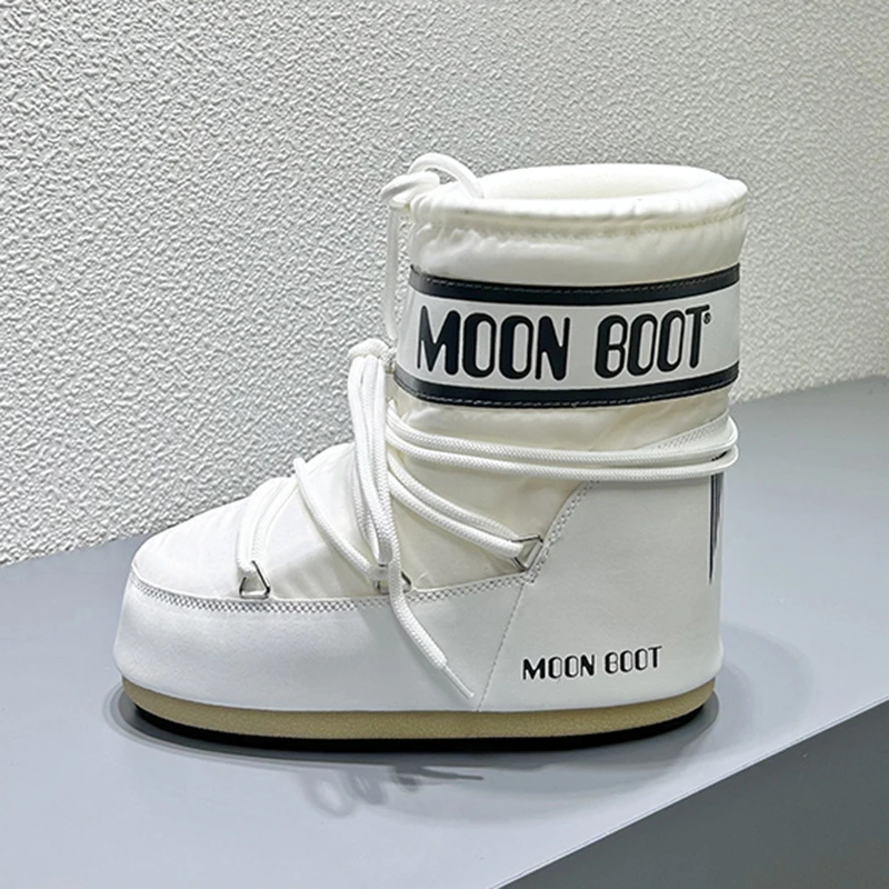 雪地靴女2024冬季新款加厚保暖套筒棉靴防滑耐磨绑带面包靴短靴