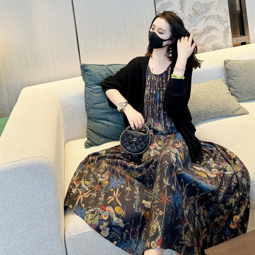 UPSTAR夏季爆款优雅出游印花透气吊带裙复古连衣裙AS4LDD348