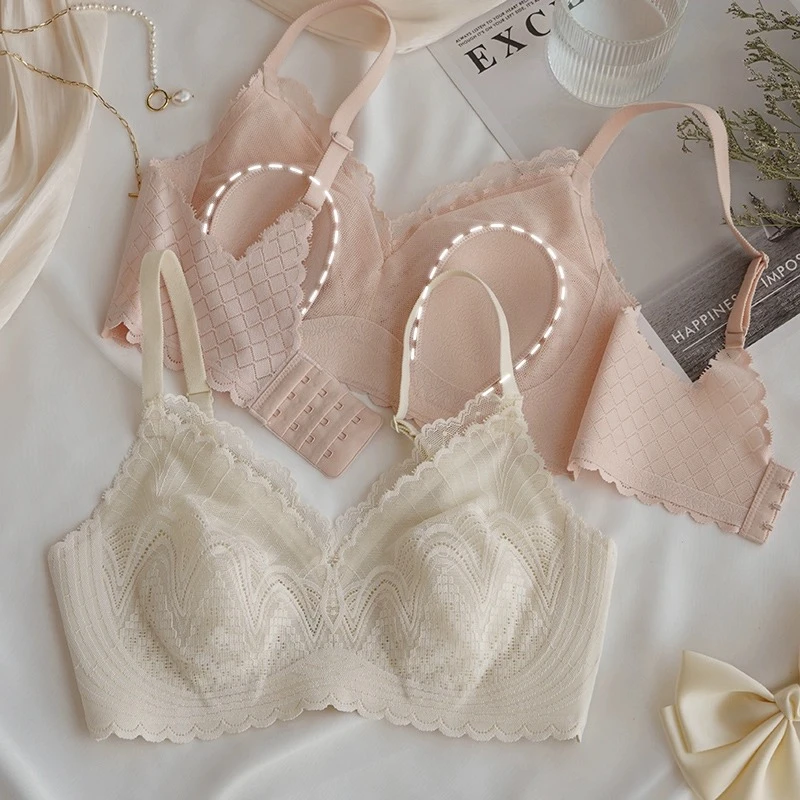 超薄款内衣女性感蕾丝大胸显小胸罩无钢圈收副乳无痕凉感文胸罩