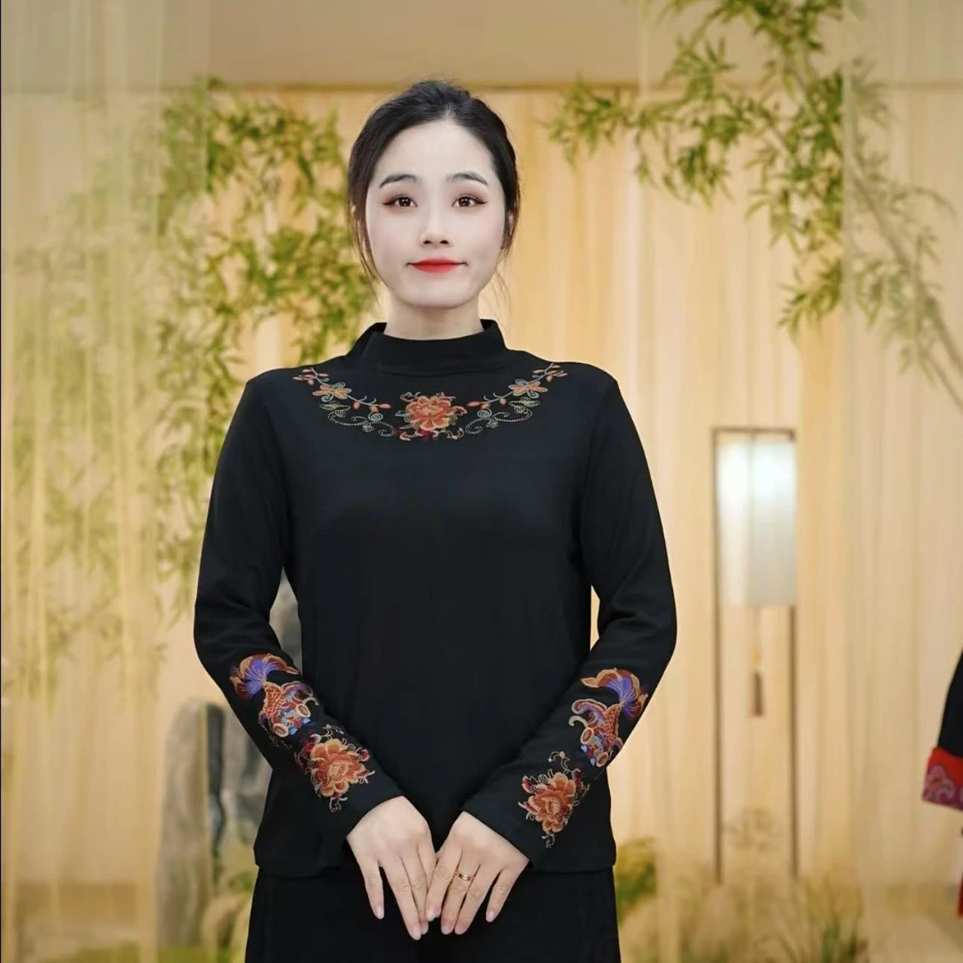 荷塘月色秋冬新款鱼戏花半高领加绒打底衫9881