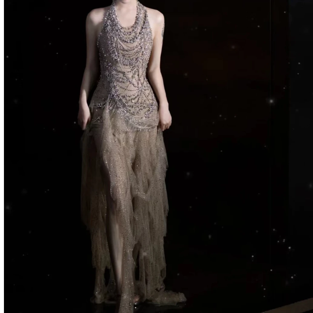 梦梦 MENGMENG｛重工爆闪挂脖订婚宴生日会成人礼高端定制晚礼服}