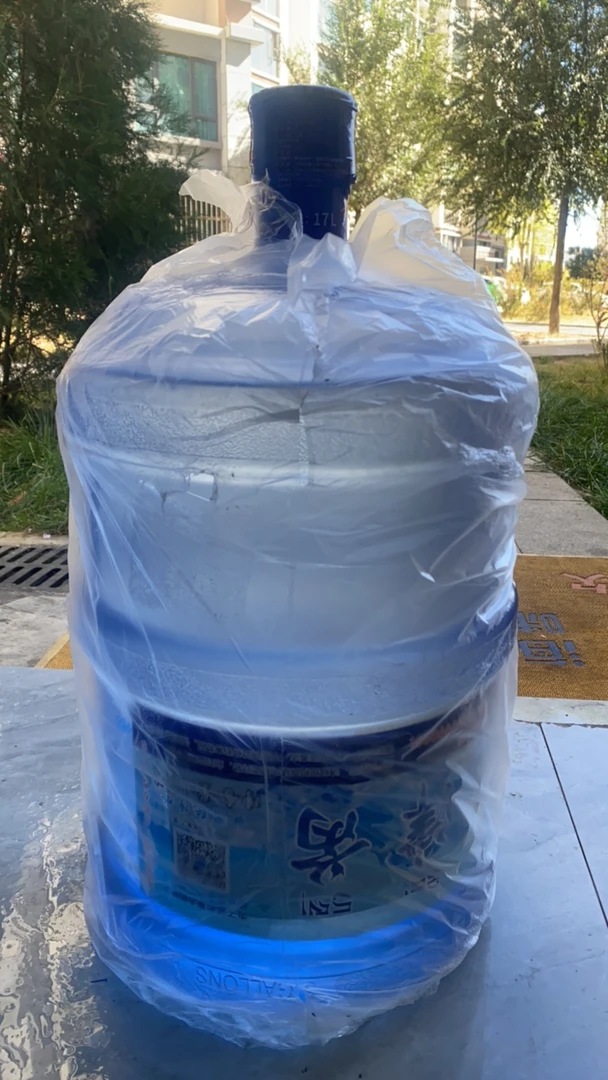 大桶水18L（押金30一个桶 有桶不用押金）