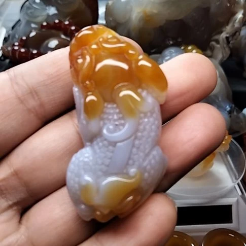 玛瑙/玉髓吊坠未镶嵌