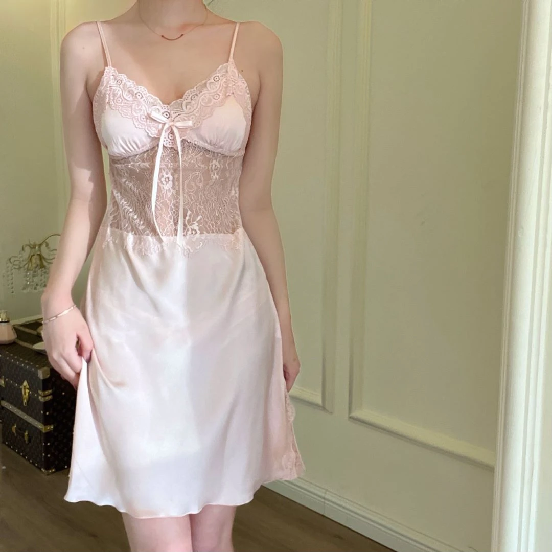 闭店清仓！蕾丝吊带镂空睡裙气质轻奢胸垫睡衣显瘦性感女士