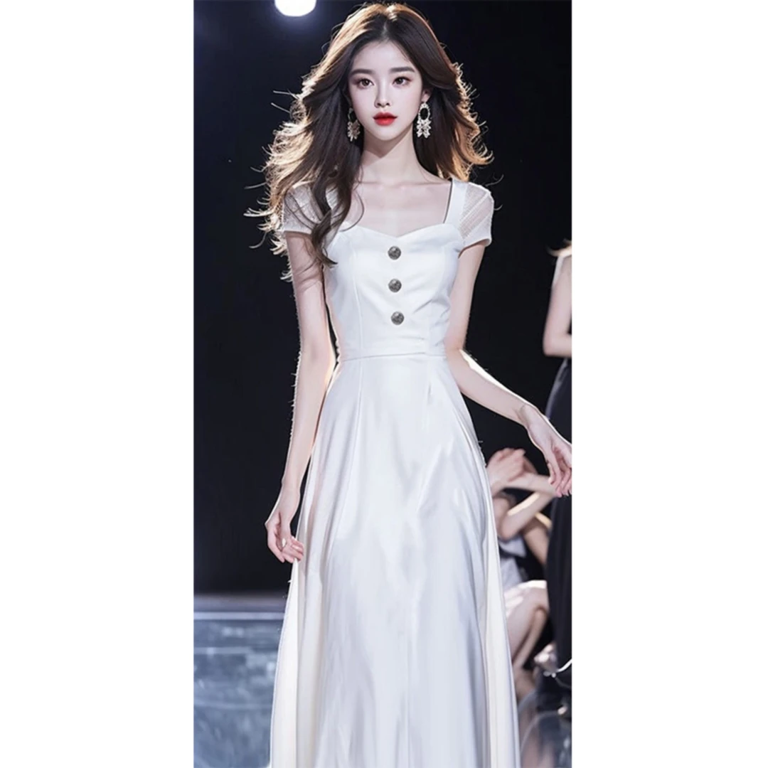 今年流行法式仙女气质2024夏季新品高级感绝美白色方领收腰连衣裙