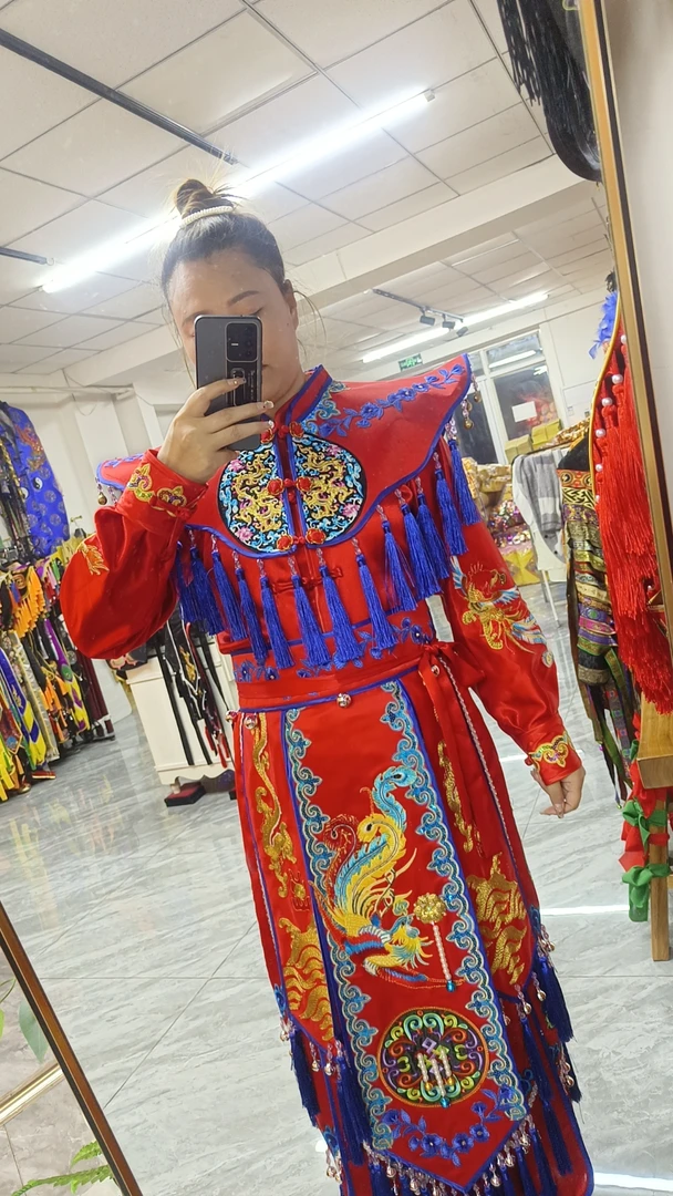 精品龙凤披肩战裙衣服三件套下单备注身高体重