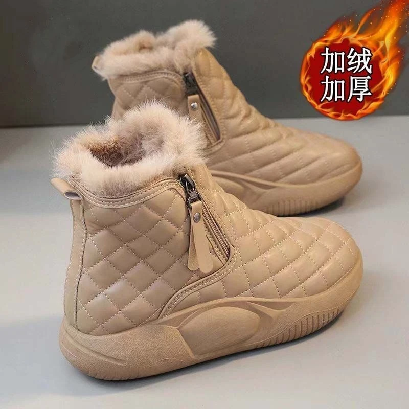 冬季时尚休闲女鞋百搭厚底加绒雪地靴保暖防水软底靴子女平底靴