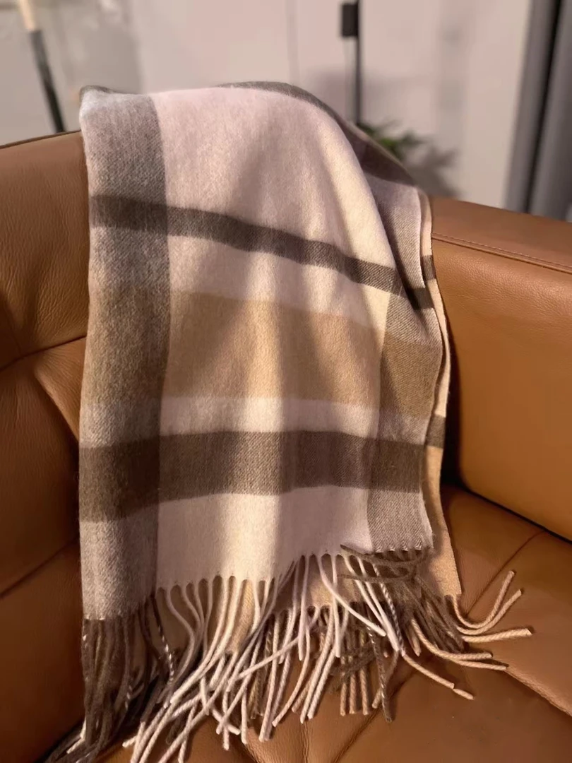 百搭时尚格子条纹羊毛羊绒围巾