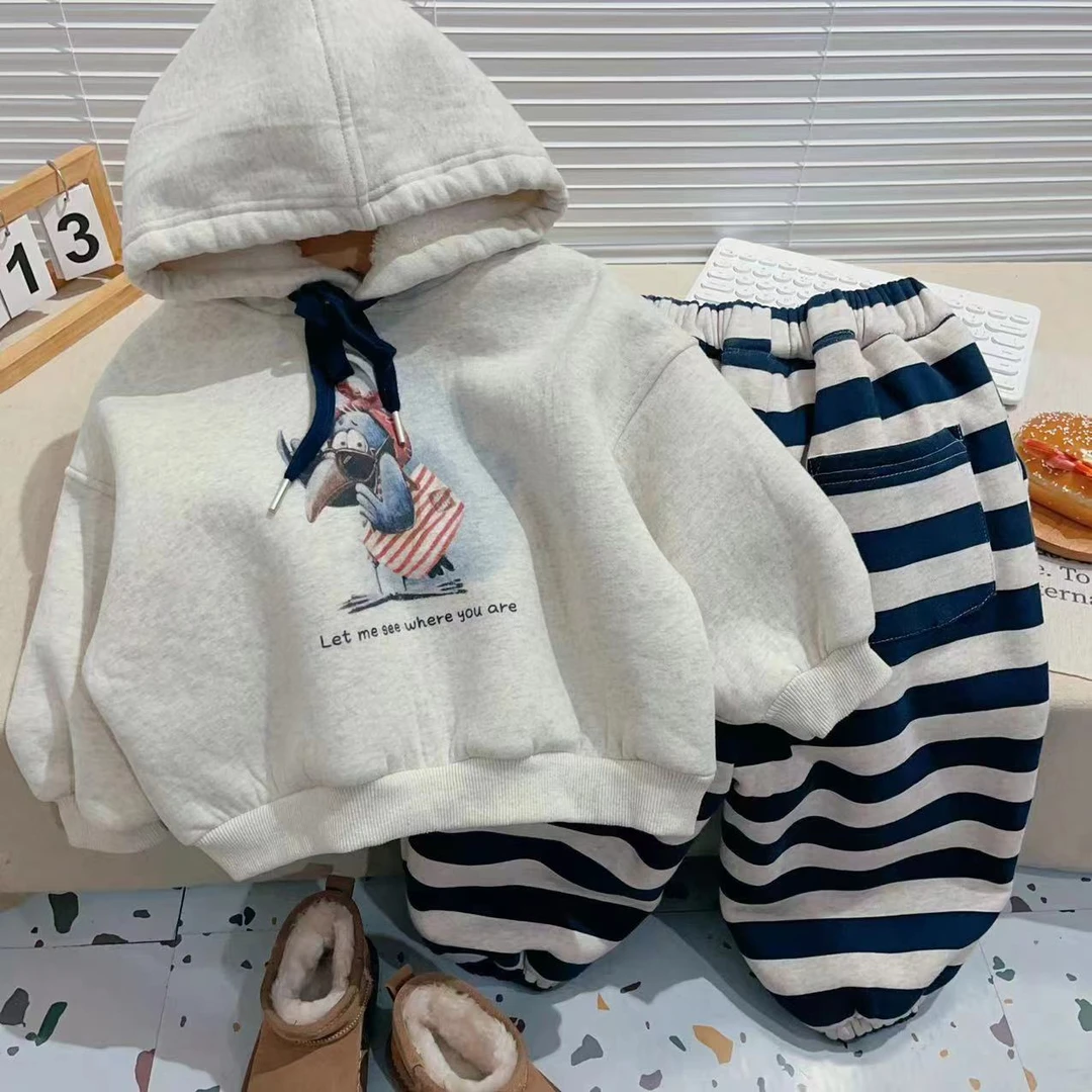 儿童加绒套装冬款中小男女童韩版休闲卡通印花卫衣秋冬休闲两件套