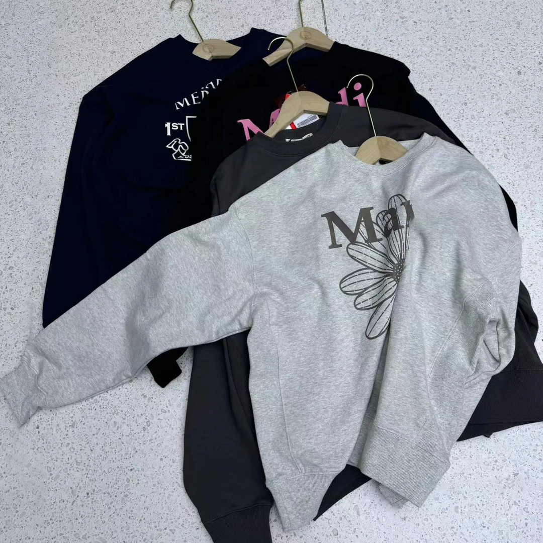 宝丫轻奢 女式属实印花圆领长袖卫衣B9767