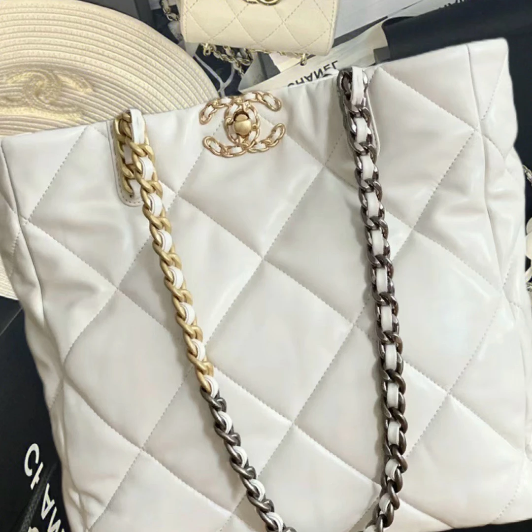 99新 Chanel/香奈儿 19bag 白雪公主 托特 芯片款单肩包