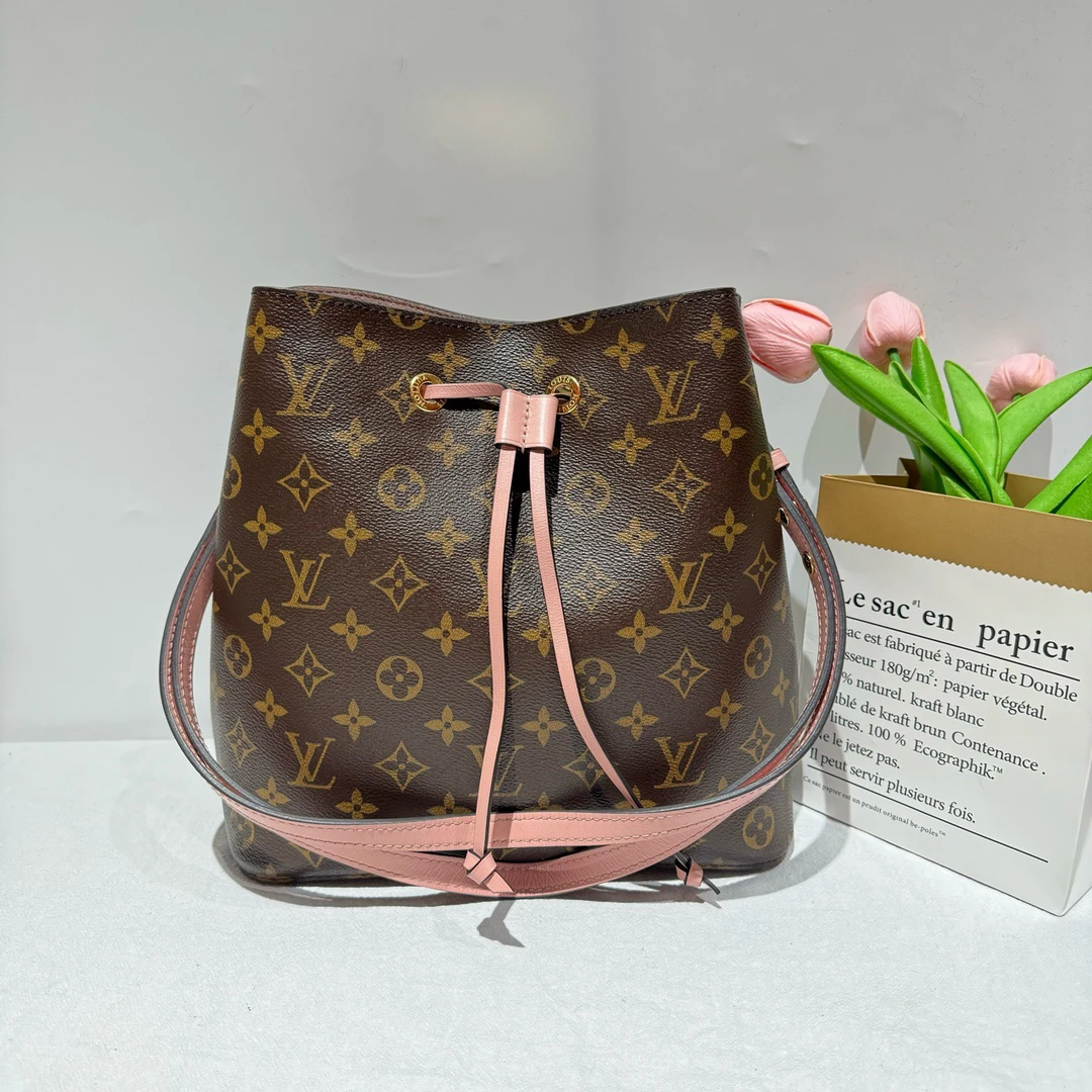99新 LouisVuitton/路易威登 lv老花粉色水桶包