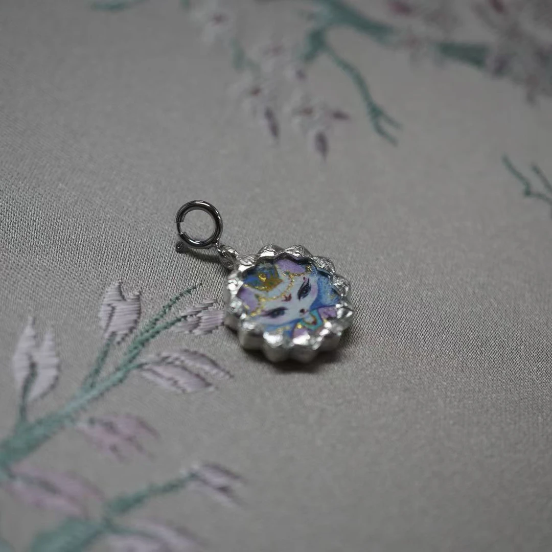 吊坠925银 [琪钰]果文 摩利支天凤九迷你925银卡 -L240111008